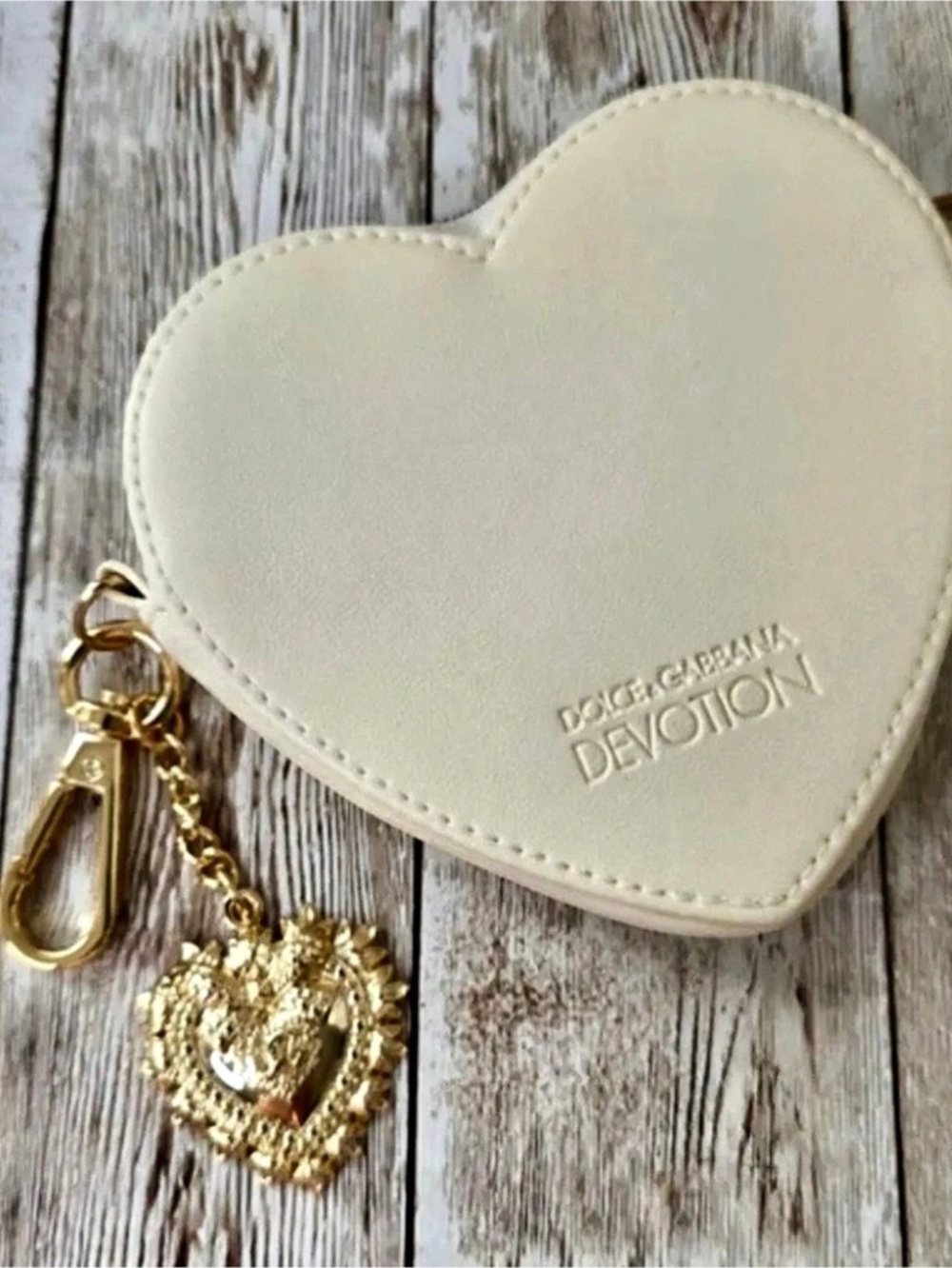 GWP : Dolce & Gabbana Devotion heart-shaped Bag Charm/Mini bag/Pouch in Cream NW
